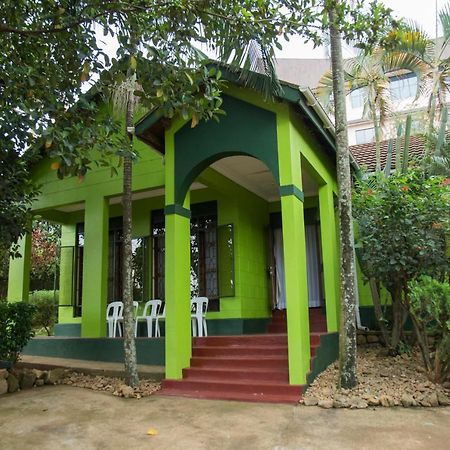 The Greenhouse Кампала Экстерьер фото